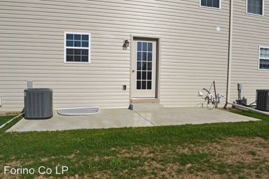 Main picture of 19 E Abby Ln