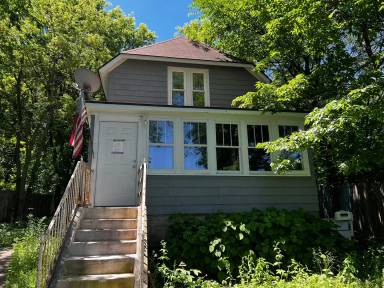 Main picture of 1621 Concord St N