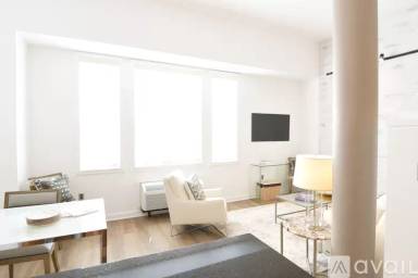 Main picture of 15 Dinah Rd