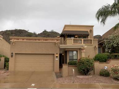 Main picture of 1040 E Shangri La Rd