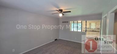 Main picture of 16618 E 3rd Ter N