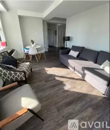 Main picture of 356 E 91st St