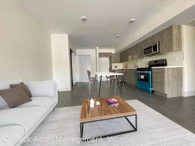 Main picture of 2022 W Sunset Blvd