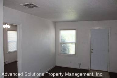 Main picture of 1538 West St