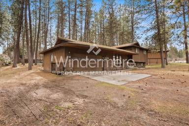 Main picture of 11426 E 46th Ave