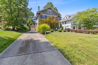 Main picture of 3739 Hyde Park Ave