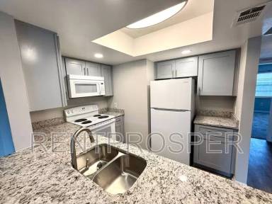 Main picture of 1044 Mollie Ln