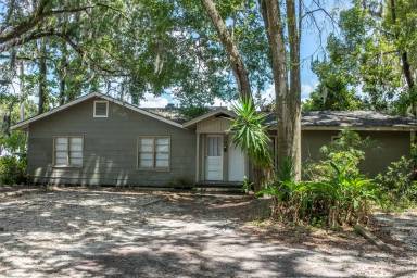 Main picture of 1315 NW 6th Pl
