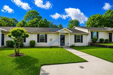 Main picture of 592 Elles Way