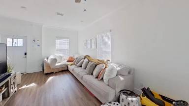 Main picture of 160 Date Palm Ln