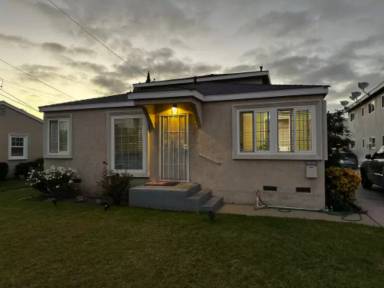 Main picture of 10541 Western Ave
