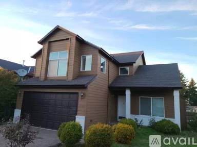 Main picture of 10903 SE Knapp St