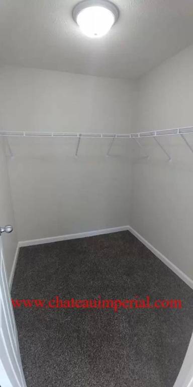 Main picture of 309 N Lexington Ave