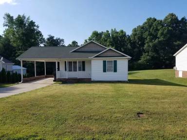 Main picture of 192 Rebecca Dr