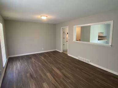 Main picture of 4982 Melanie Ave