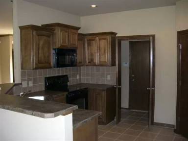 Main picture of 401 N Shannon Way
