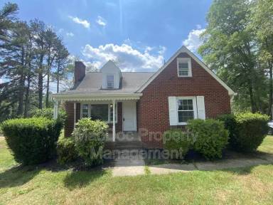 Main picture of 595 Truslow Rd