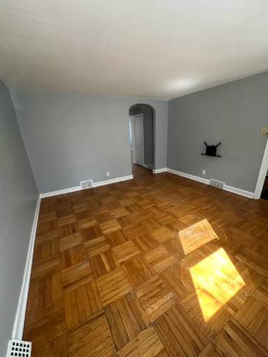 Main picture of 3341 Indian Queen Ln