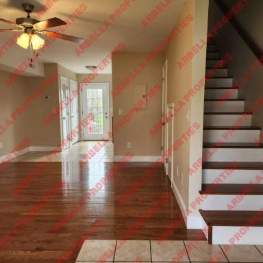 Main picture of 122 Leach Dr