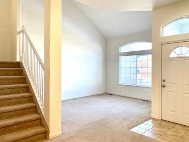 Main picture of 1781 Laurus Ln
