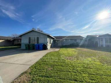 Main picture of 8724 Halverson Dr