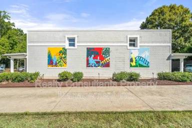 Main picture of 604 E Iredell Ave