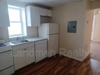 Main picture of 666 Montclair St