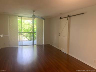 Main picture of 5761 Riverside Dr