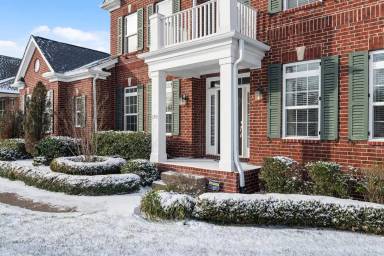 Main picture of 3103 Oxford Dr