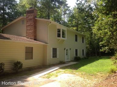 Main picture of 23018 Pine Needle Ct