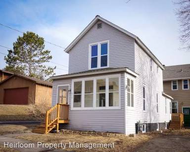 Main picture of 614 N 13th Ave E