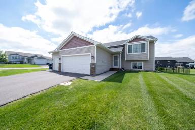 Main picture of 6546 210th St W