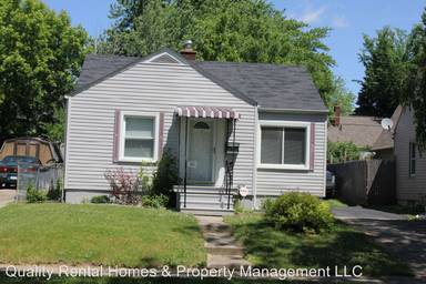 Main picture of 740 Clinton St