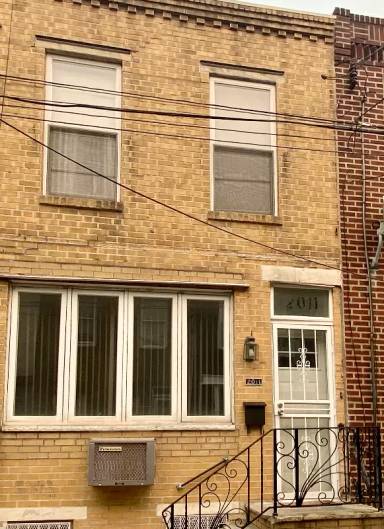 Main picture of 2011 S Darien St