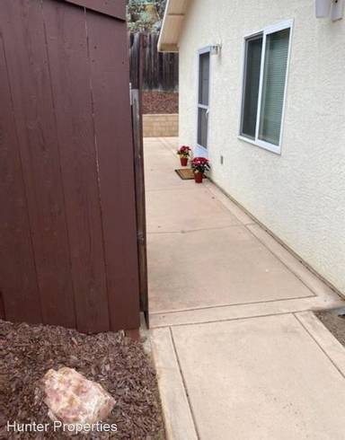 Main picture of 200 Witham Rd