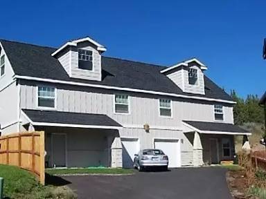 Main picture of 1785 NE Lotus Dr