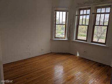 Main picture of 2031 N Humboldt Blvd