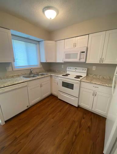 Main picture of 9437 Nieman Rd