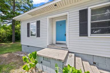 Main picture of 103 Culp St
