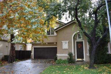 Main picture of 32 Rossignol Cir