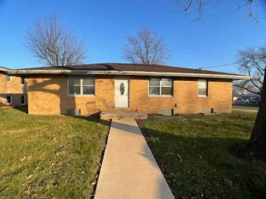 Main picture of 517 East Monroe Street - B