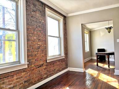 Main picture of 1515 W Howard St