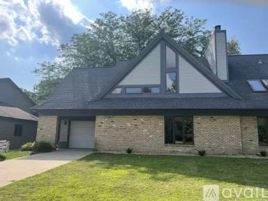 Main picture of 7653 Farmington Way