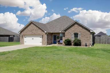 Main picture of 8398 SW Sun Valley Dr
