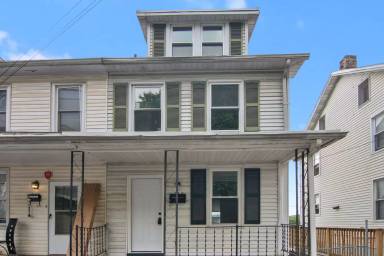 Main picture of 316 N 2nd St