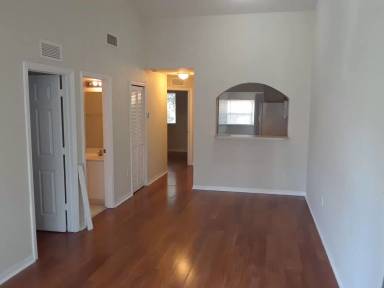 Main picture of Venetia Gardens South Condo