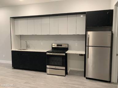 Main picture of 1019 W Side Ave
