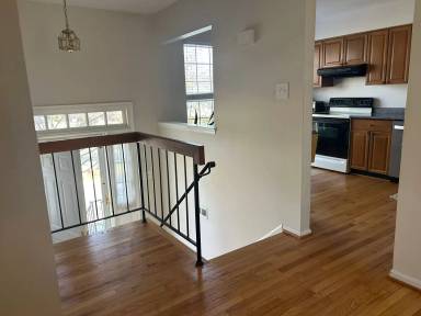 Main picture of 5833 Pin Oak Commons Ct