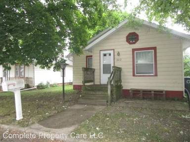Main picture of 802 W 5th St