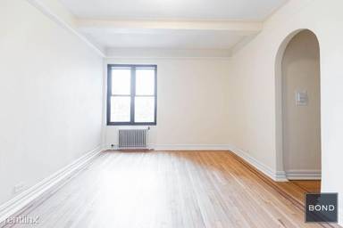Main picture of 166 2nd Ave Apartments